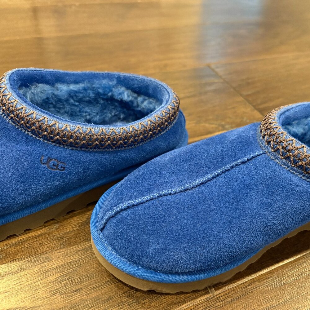 UGG Women's Tasman Slipper, Classic Blue, 8